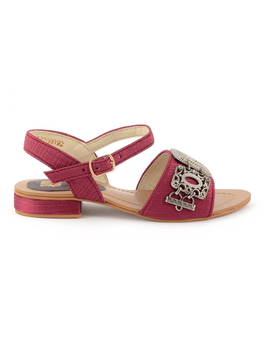 Traditional Sandals With Buckle